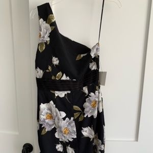 One shoulder floral dress